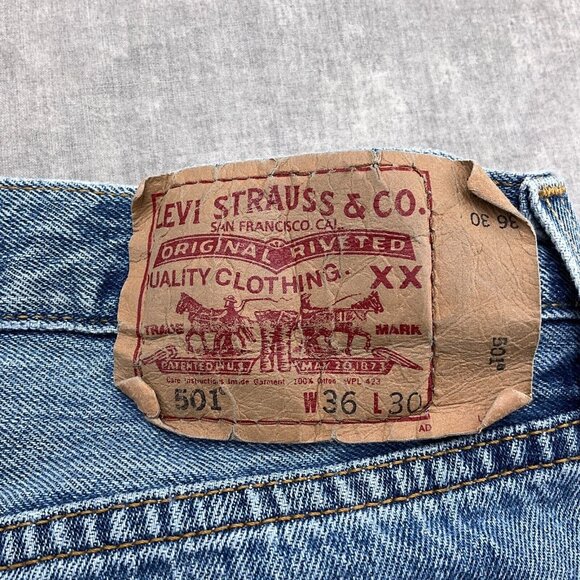 Levis 501 Jeans Men 36W 30L XX Blue Button Fly Straight Leg Black Bat Wing‎ - Picture 13 of 14